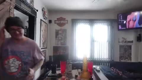 Darryl online show from 02-14-25, 05:57