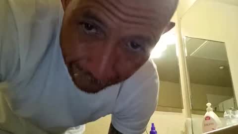 Snapshot of bigdick31589 chatting on 05-08-26, 01:11 bigdick31589 online show from 05-08-26, 01:11