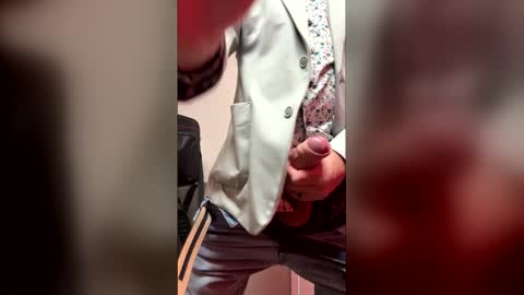 bigdick3981 online show from 05-25-26, 12:00