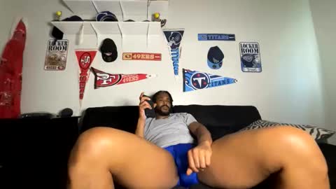 Snapshot of bigdinca chatting on 05-15-26, 06:26 bigdinca online show from 05-15-26, 06:26
