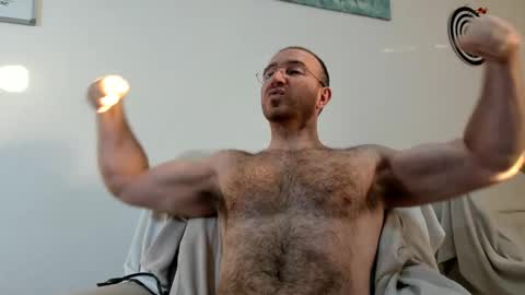 Snapshot of bigdudex chatting on 10-23-25, 02:27 bigdudex online show from 10-23-25, 02:27