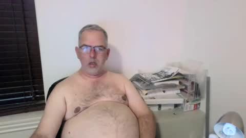 Snapshot of bigdylan17 chatting on 02-13-25, 05:16 Dylan 56 Taleah 53 online show from 02-13-25, 05:16