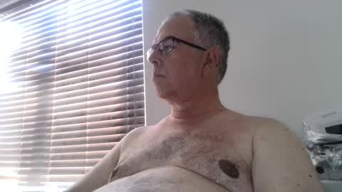 Snapshot of bigdylan17 chatting on 09-27-25, 11:10 Dylan 56 Taleah 53 online show from 09-27-25, 11:10