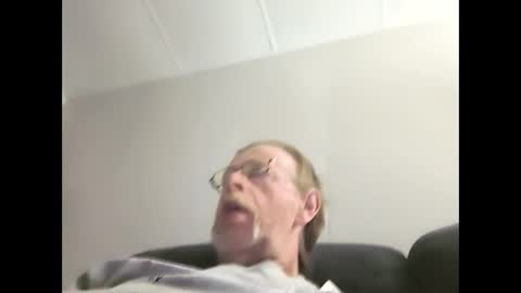 Snapshot of bigelectricrod chatting on 09-11-25, 10:04 bigelectricrod online show from 09-11-25, 10:04