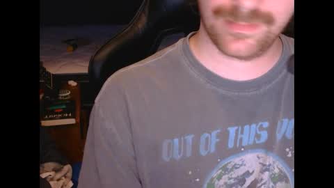 Snapshot of bigfatl chatting on 11-03-25, 06:25 Carter online show from 11-03-25, 06:25