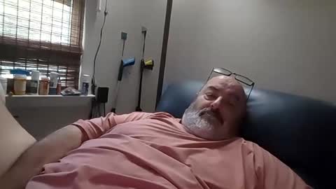 Snapshot of bigfuzzyteddybear chatting on 08-09-26, 04:45 bigfuzzyteddybear online show from 08-09-26, 04:45