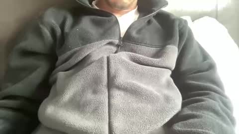 Snapshot of biggbrown12 chatting on 05-06-26, 02:33 bigbrown online show from 05-06-26, 02:33
