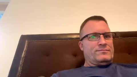 Snapshot of bigger22332233 chatting on 01-04-25, 11:48 bigger22332233 online show from 01-04-25, 11:48