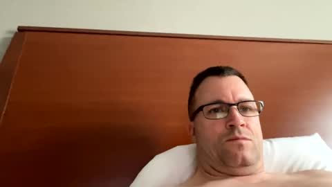 Snapshot of bigger22332233 chatting on 02-20-25, 04:03 bigger22332233 online show from 02-20-25, 04:03