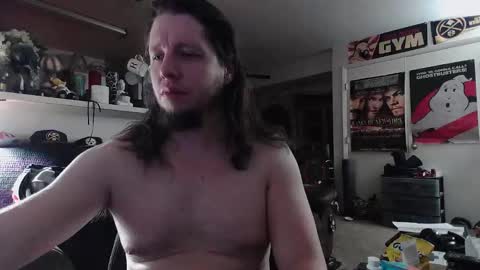 biggerisbetter21 online show from 10-26-25, 09:48