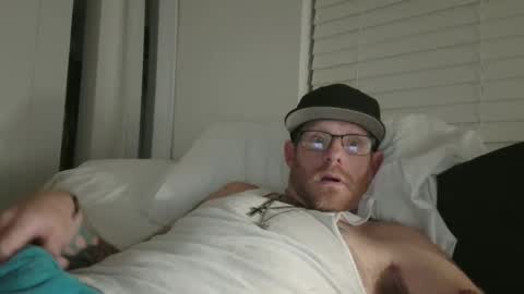 Snapshot of bigguy4funtime chatting on 09-16-25, 07:53 bigguy4funtime online show from 09-16-25, 07:53