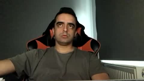 Snapshot of bighead3dcock chatting on 02-15-25, 09:05 bighead3dcock online show from 02-15-25, 09:05