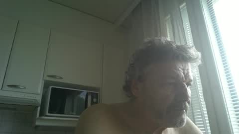Snapshot of bigheart60 chatting on 06-13-26, 10:02 bigheart60 online show from 06-13-26, 10:02