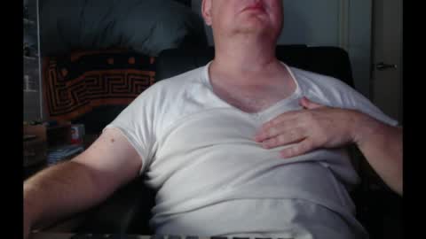 bighorn1981 online show from 04-15-26, 01:01