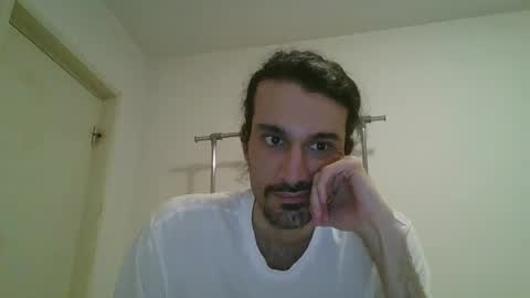 Snapshot of bigjames_chicago chatting on 02-16-25, 10:54 daddy online show from 02-16-25, 10:54
