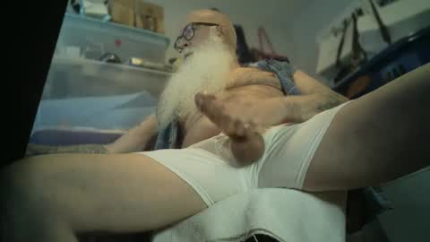 Snapshot of bigjeff01 chatting on 06-14-26, 02:08 bigjeff01 online show from 06-14-26, 02:08