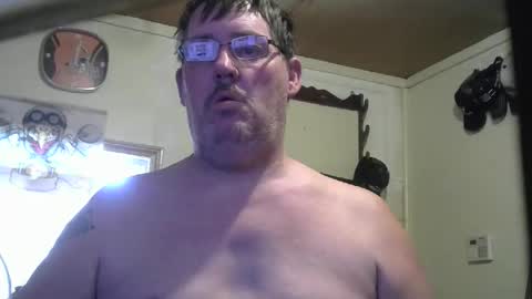 Snapshot of bigjohn41000 chatting on 05-31-26, 06:04 bigjohn41000 online show from 05-31-26, 06:04
