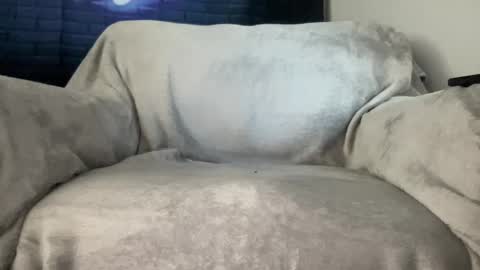 bigloadzisback023 online show from 09-13-25, 10:42