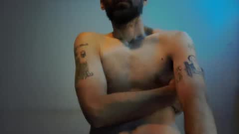 Snapshot of bigman6420 chatting on 06-28-26, 04:18 Bigman6420 online show from 06-28-26, 04:18