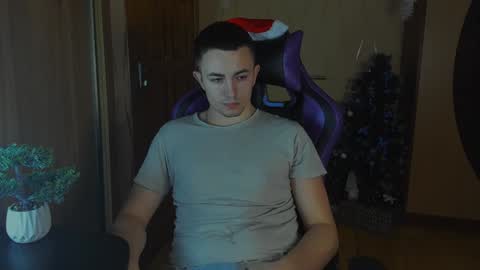 Snapshot of bigmark03 chatting on 01-11-25, 09:04 BigMark03 online show from 01-11-25, 09:04