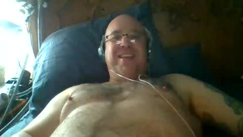 Snapshot of bigmike197167 chatting on 11-12-25, 04:46 bigmike197167 online show from 11-12-25, 04:46