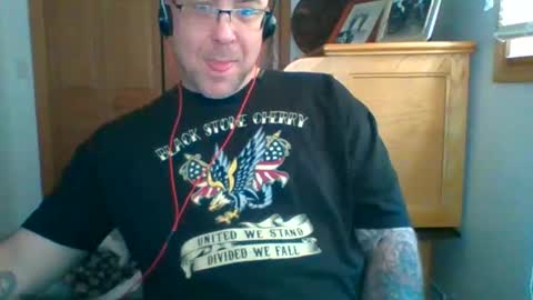 Snapshot of bigmike197167 chatting on 05-12-26, 10:29 bigmike197167 online show from 05-12-26, 10:29