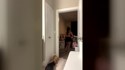 bignaturalmami online show from 05-19-26, 02:51