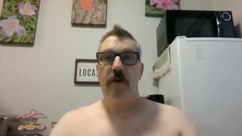 Bignhard696 online show from 11-26-25, 03:46