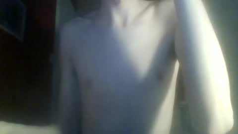 Snapshot of bignlouis chatting on 06-05-26, 12:11 Nicolas online show from 06-05-26, 12:11
