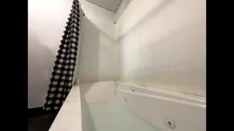 bigrichard1469 online show from 02-11-26, 03:11