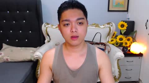 Snapshot of bigshowforyouxx chatting on 02-18-25, 06:59 Jay online show from 02-18-25, 06:59