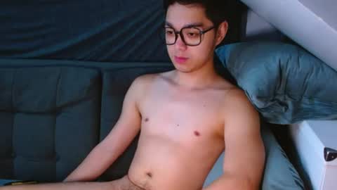 Snapshot of bigshowforyouxx chatting on 07-06-26, 10:01 Jay online show from 07-06-26, 10:01