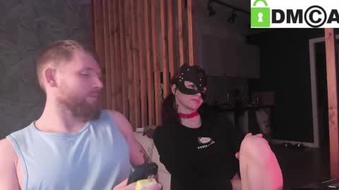 bigsmall_couple online show from 01-28-25, 08:04