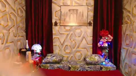 sophia online show from 01-21-25, 01:00