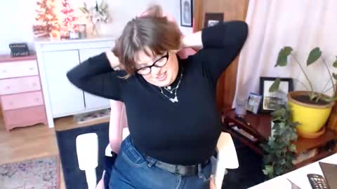 Morgan Lafeuille online show from 12-14-24, 05:58