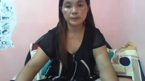 Snapshot of bigtits_24 chatting on 06-18-26, 12:22 bigtits_24 online show from 06-18-26, 12:22