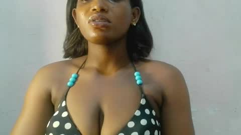Snapshot of bigtits_giina chatting on 08-01-26, 02:49 bigtits_giina online show from 08-01-26, 02:49