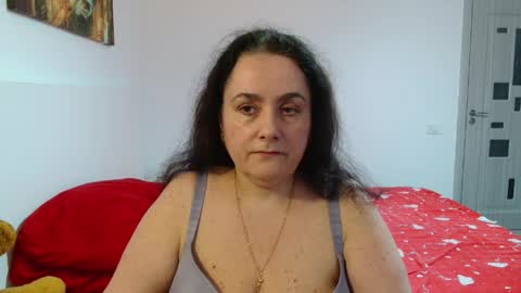 Snapshot of bigtitsclaude chatting on 04-02-26, 02:04 BigTitsClaude online show from 04-02-26, 02:04