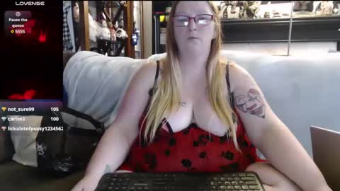 Kim online show from 12-30-24, 07:04