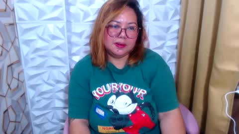 Snapshot of bigtitshotmom chatting on 01-09-25, 07:31 MARJ online show from 01-09-25, 07:31