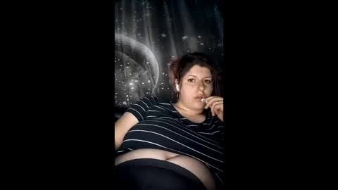 Snapshot of bigtitslala chatting on 04-08-26, 09:04 bigtitslala online show from 04-08-26, 09:04