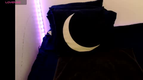 Nichole lights online show from 02-16-25, 09:16