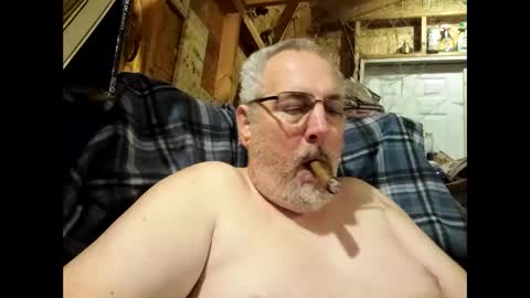 Snapshot of biguy121971 chatting on 12-21-24, 08:50 Biguy52 online show from 12-21-24, 08:50