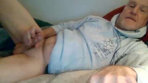 Snapshot of bigwebone chatting on 01-11-25, 06:14 Bigwebone online show from 01-11-25, 06:14