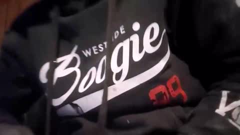 Snapshot of bigwytecock1979 chatting on 11-02-25, 01:30 bigwytecock1979 online show from 11-02-25, 01:30
