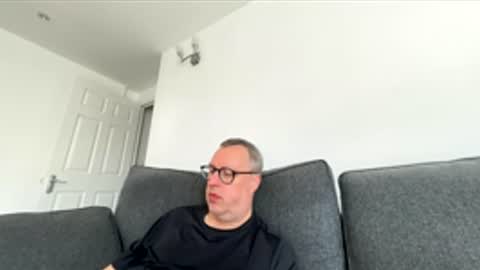 Just call me master online show from 04-08-26, 08:14