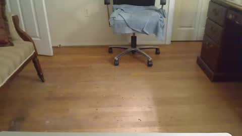 Snapshot of bikeman2x chatting on 05-25-26, 02:01 bikeman2x online show from 05-25-26, 02:01