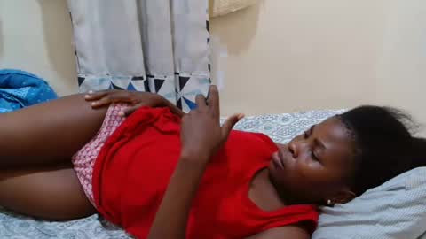 Snapshot of bilia_ebony chatting on 01-14-25, 11:16 Bilia online show from 01-14-25, 11:16