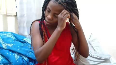 Snapshot of bilia_ebony chatting on 01-19-25, 10:28 Bilia online show from 01-19-25, 10:28