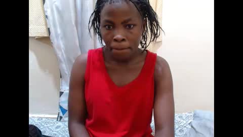 Snapshot of bilia_ebony chatting on 01-20-25, 12:07 Bilia online show from 01-20-25, 12:07